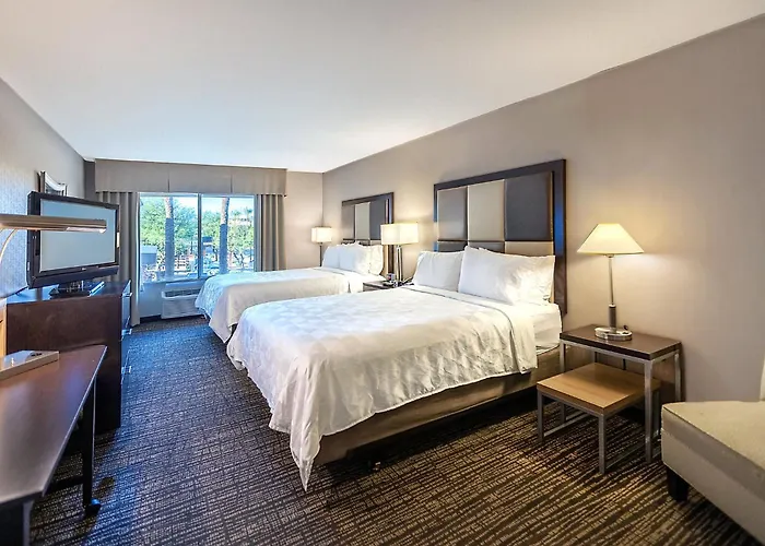 Hotel & North - Airpark By Ihg