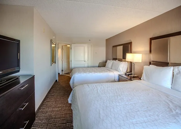 Hotel & North - Airpark By Ihg
