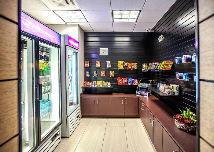 Hotel & North - Airpark By Ihg
